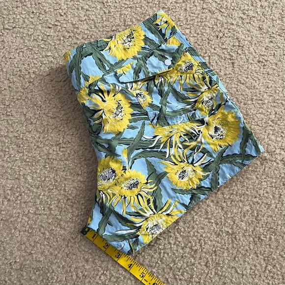 Patagonia Womens Pataloha Board Shorts Yellow Floral Print Size 6 - Picture 8 of 8